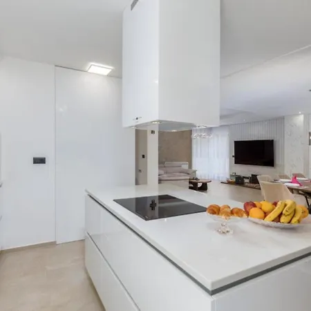 Ana Skicini For 10 People With Heated Pool, Kids Activities And Sea View Near Novigrad Villa *