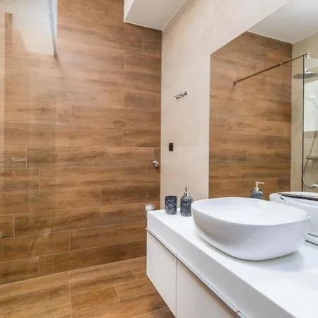Ana Skicini For 10 People With Heated Pool, Kids Activities And Sea View Near Novigrad Villa *