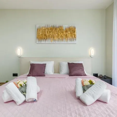 Ana Skicini For 10 People With Heated Pool, Kids Activities And Sea View Near Novigrad Villa *