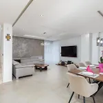 Ana Skicini For 10 People With Heated Pool, Kids Activities And Sea View Near Novigrad *